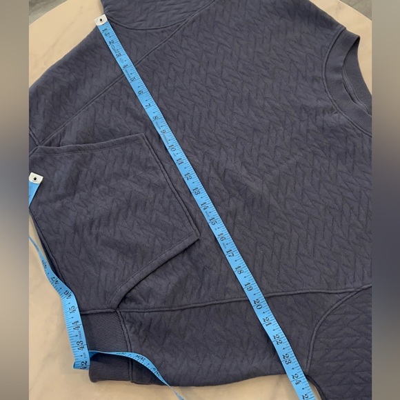 All in motion, Women’s, Chevron, Textured, Top. - Picture 8 of 9